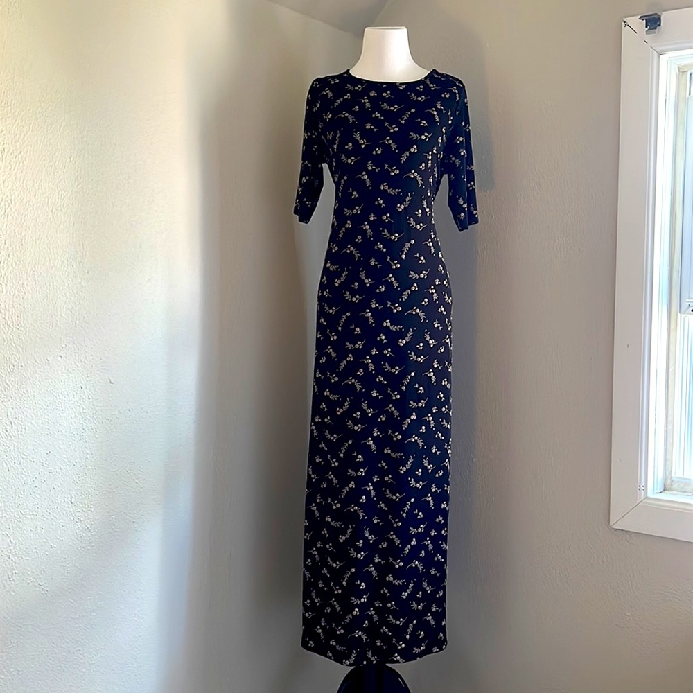 Motherhood Floral Dress size Medium